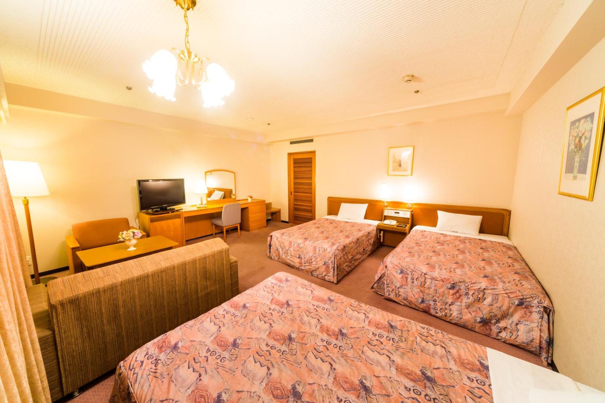 The Crown Palais New Hankyu Kochi Ngoại thất bức ảnh