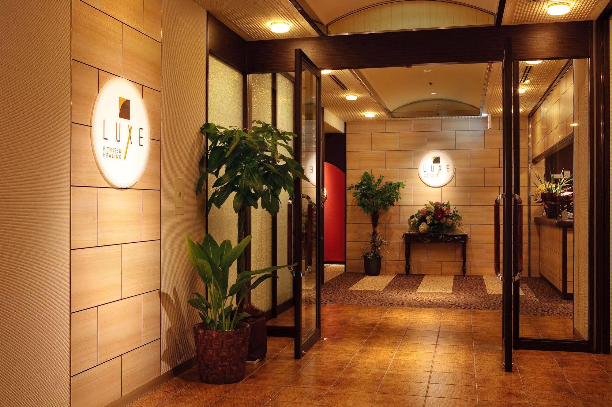 The Crown Palais New Hankyu Kochi Ngoại thất bức ảnh