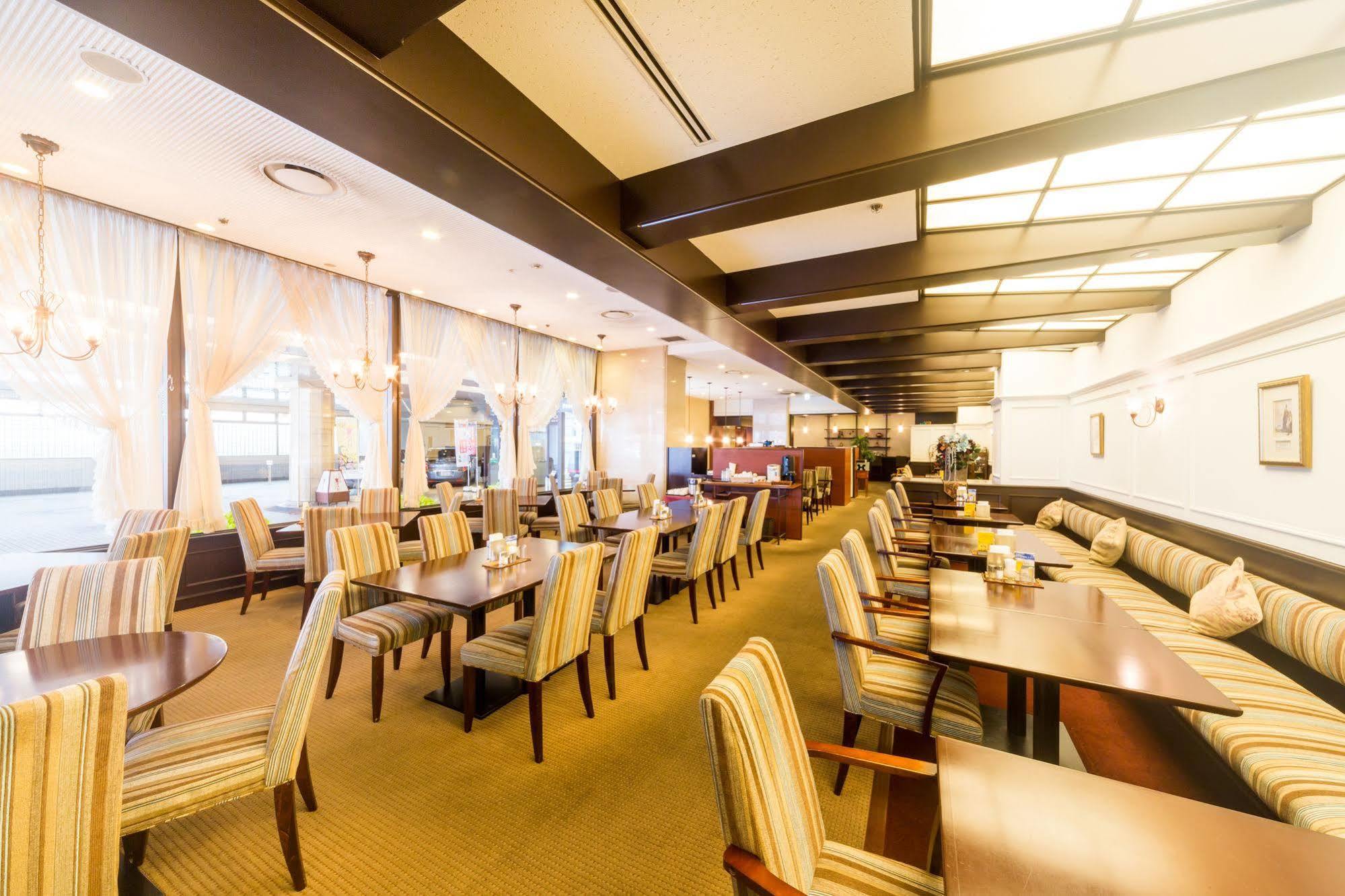 The Crown Palais New Hankyu Kochi Ngoại thất bức ảnh